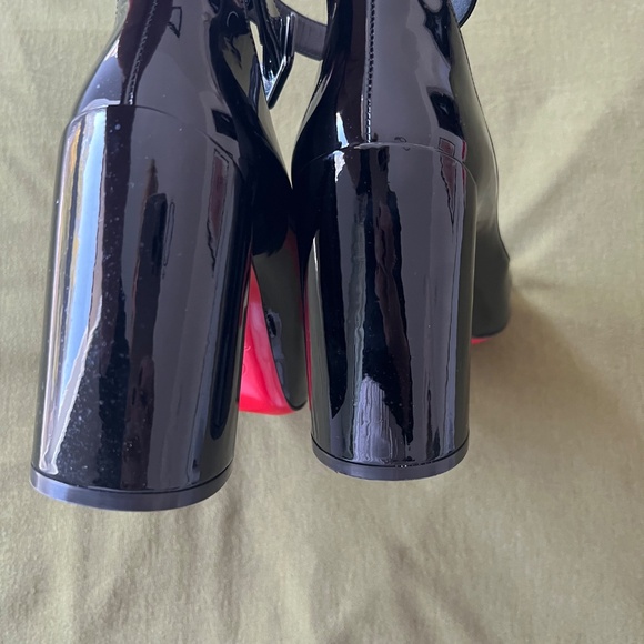 CHRISTIAN LOUBOUTIN Miss Sab Patent Red Sole Pumps - Picture 5 of 7